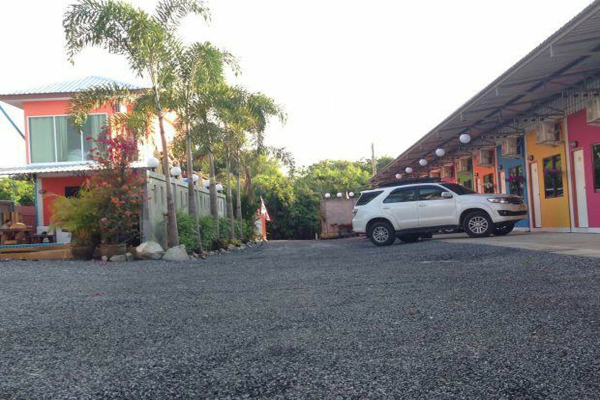 Mee Rak Vintage Hotel Bang Sare Exterior photo